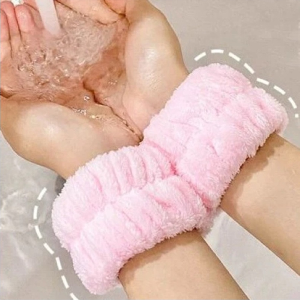 Face Cleaning Wristbands Pink Wristbands